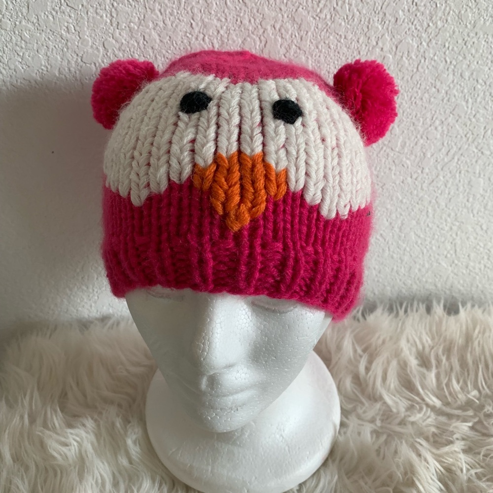 Arizona Jean company knit owl beanie, puff balls